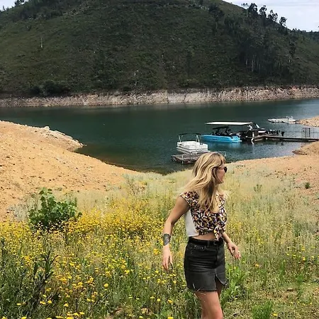 Alojamento Tranquilo Junto Ao Lago Perto Do Zezere 아파트 *
