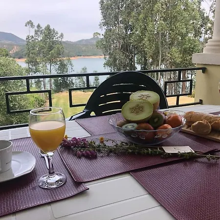 Alojamento Tranquilo Junto Ao Lago Perto Do Zezere * 페레이라도제제레