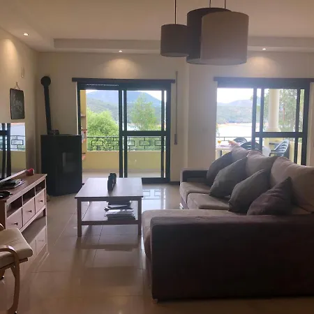 아파트 Alojamento Tranquilo Junto Ao Lago Perto Do Zezere
